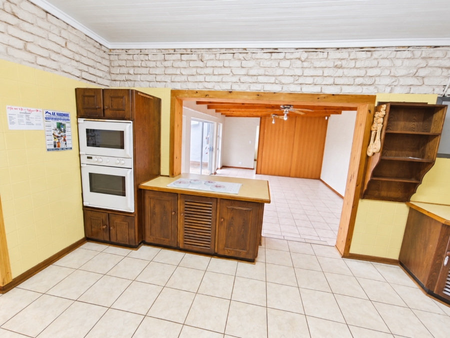 5 Bedroom Property for Sale in Meyerhof Free State